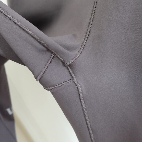 Vuori Women's Charcoal Leggings - Picture 6 of 12